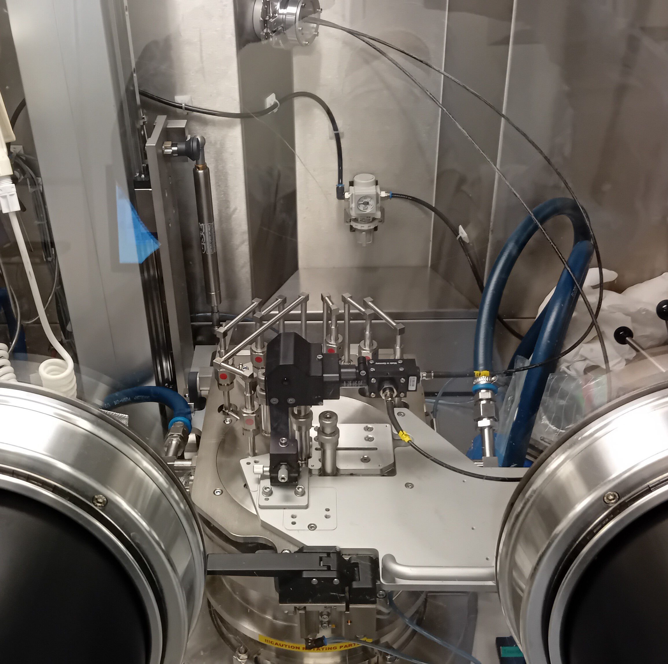 Aixtron pictures by Simon Escobar Steinvall (reactor where SOLARUS Team is grow their semiconductor samples).