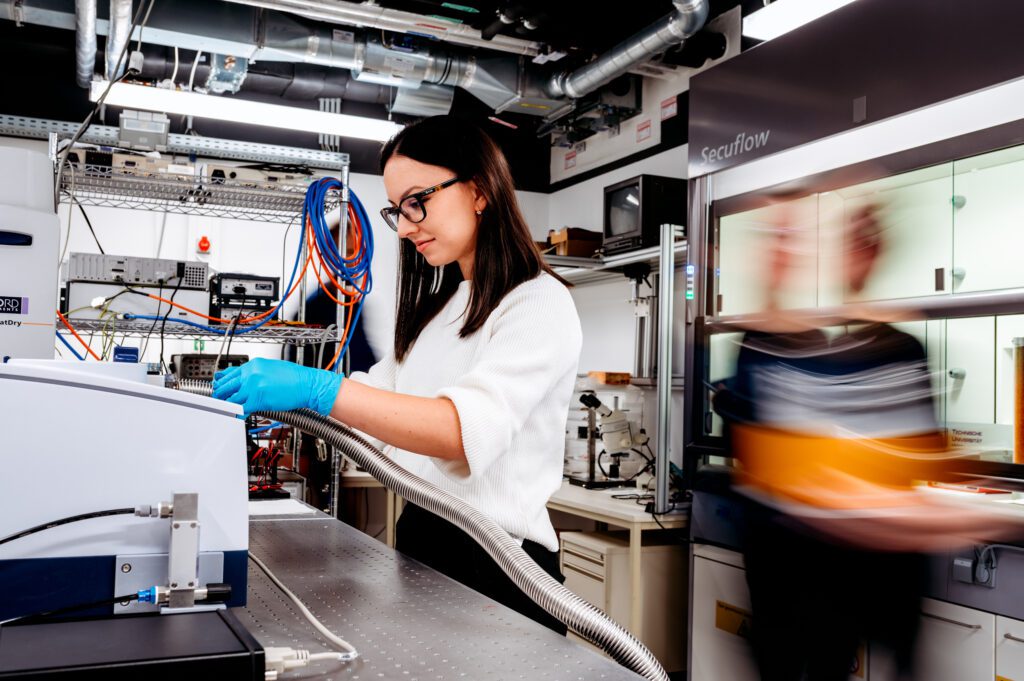 The NEMELIES team working in the Lab